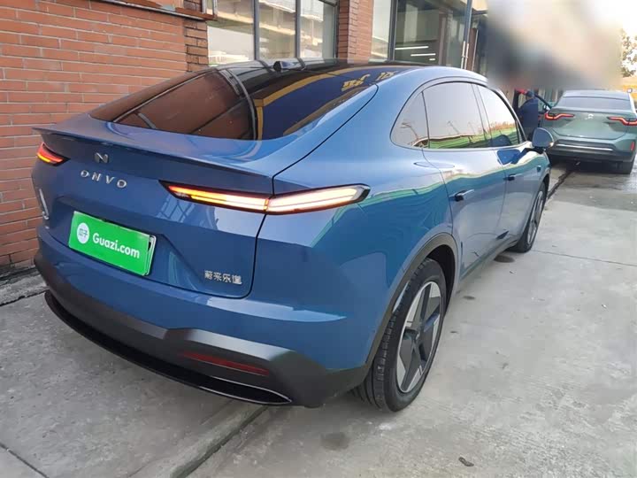 Фото 7 - Nio Onvo L60