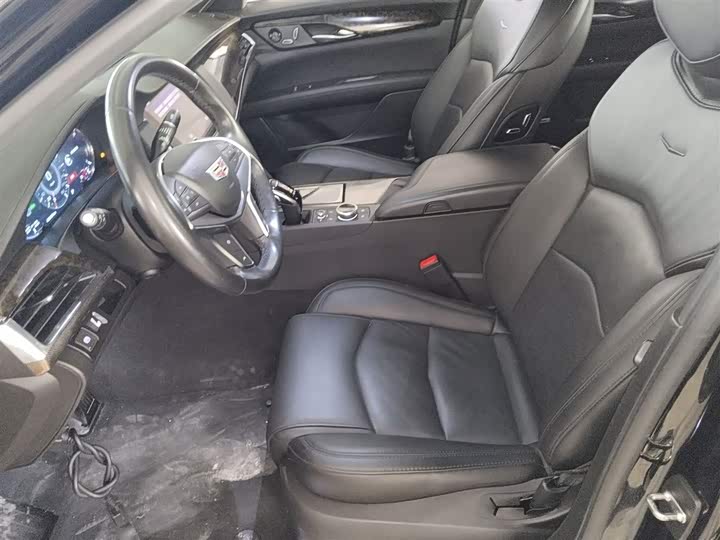 Фото 15 - Cadillac CT6