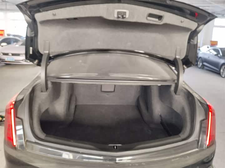 Фото 19 - Cadillac CT6