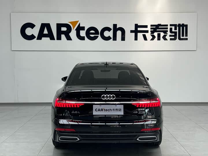 Фото 4 - Audi A6L