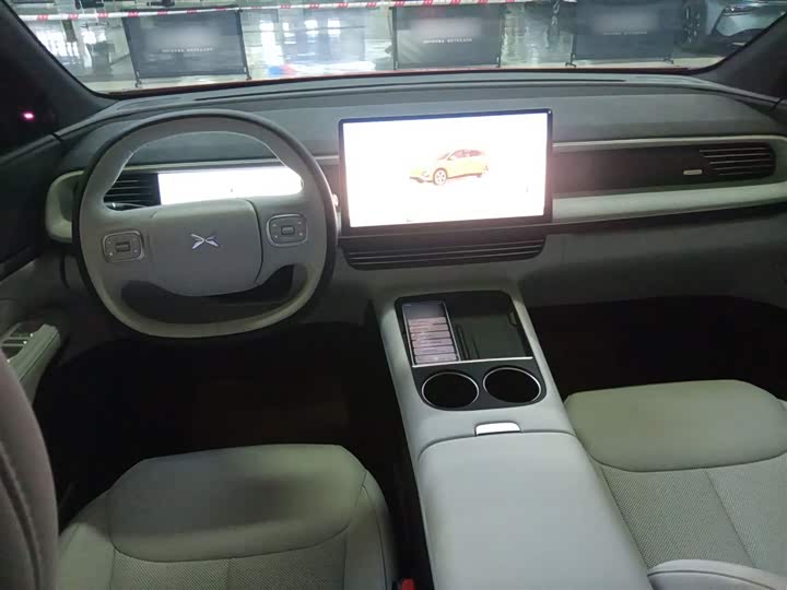 Фото 10 - XPeng G6