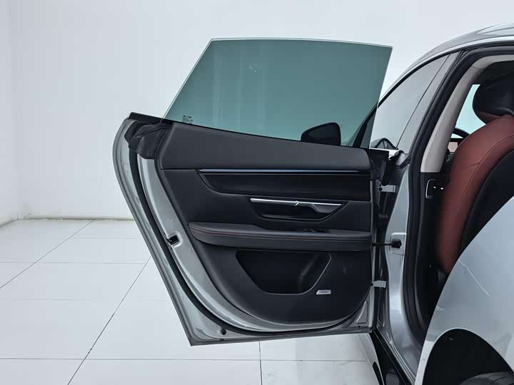 Фото 19 - XPeng P7