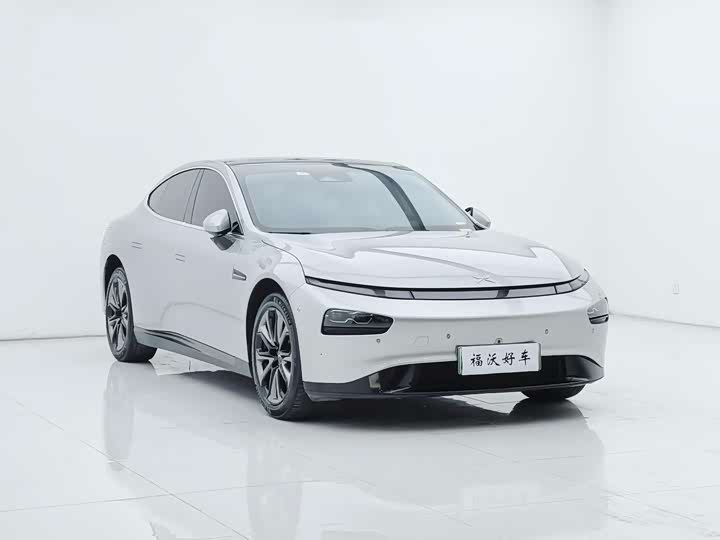 Фото 2 - XPeng P7