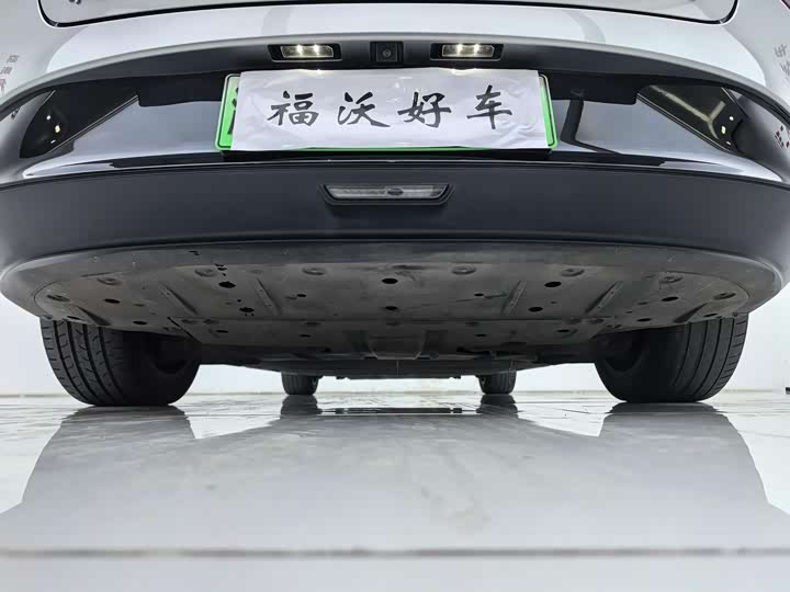 Фото 20 - XPeng P7