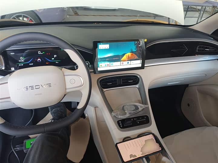 Фото 10 - Geely Galaxy Geome