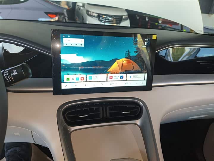 Фото 13 - Geely Galaxy Geome