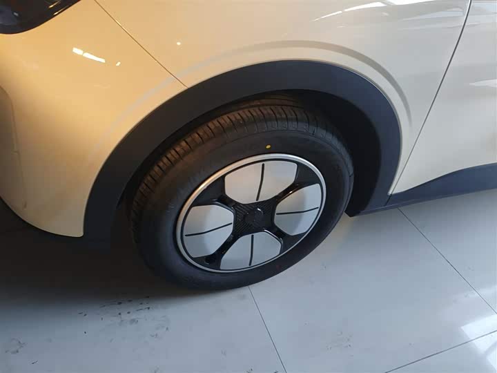 Фото 23 - Geely Galaxy Geome