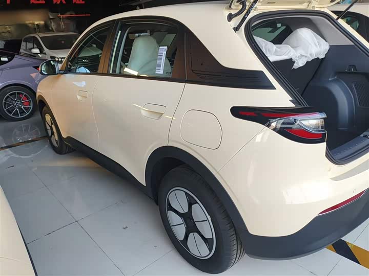 Фото 5 - Geely Galaxy Geome