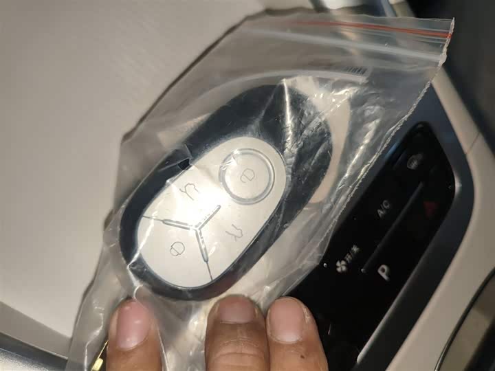 Фото 9 - Geely Galaxy Geome