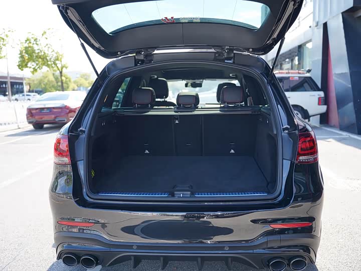 Фото 14 - Mercedes-Benz GLC-Class AMG