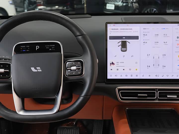 Фото 12 - LiXiang L6