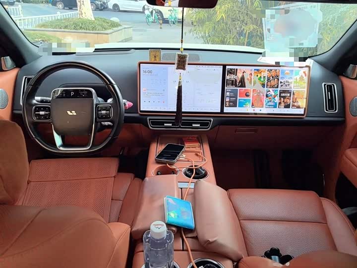 Фото 20 - LiXiang L8