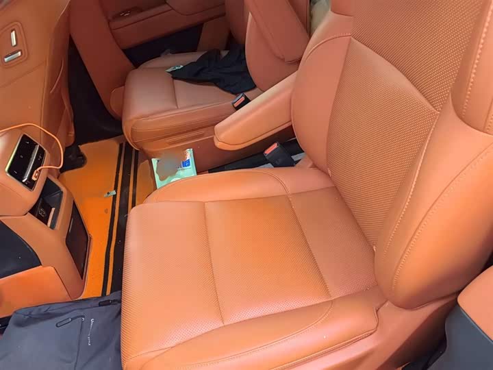 Фото 22 - LiXiang L8