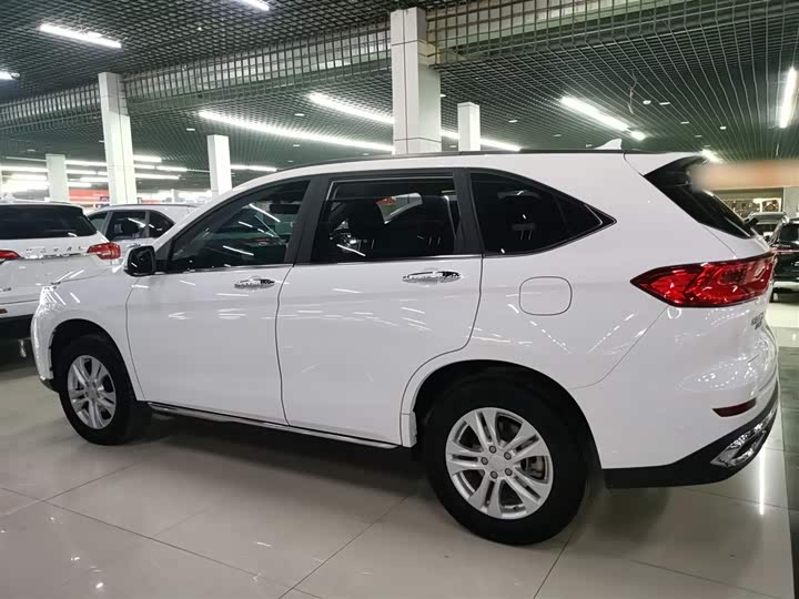 Фото 5 - Haval M6