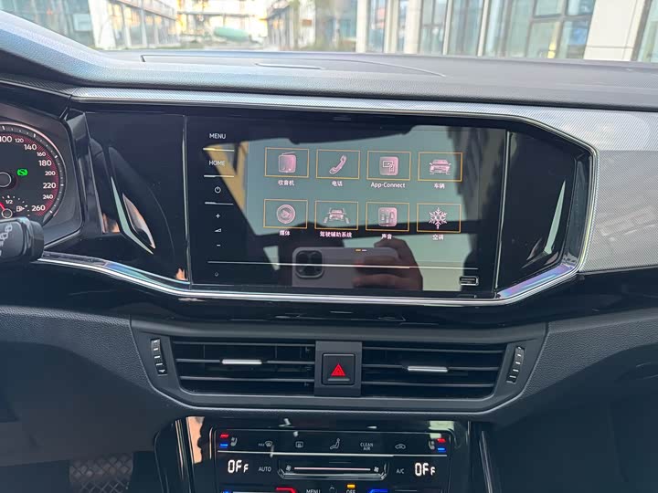 Фото 18 - Volkswagen Tayron