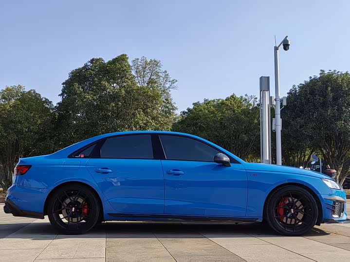 Фото 14 - Audi S4