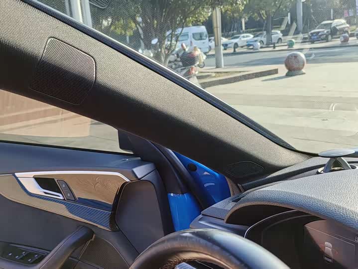 Фото 7 - Audi S4