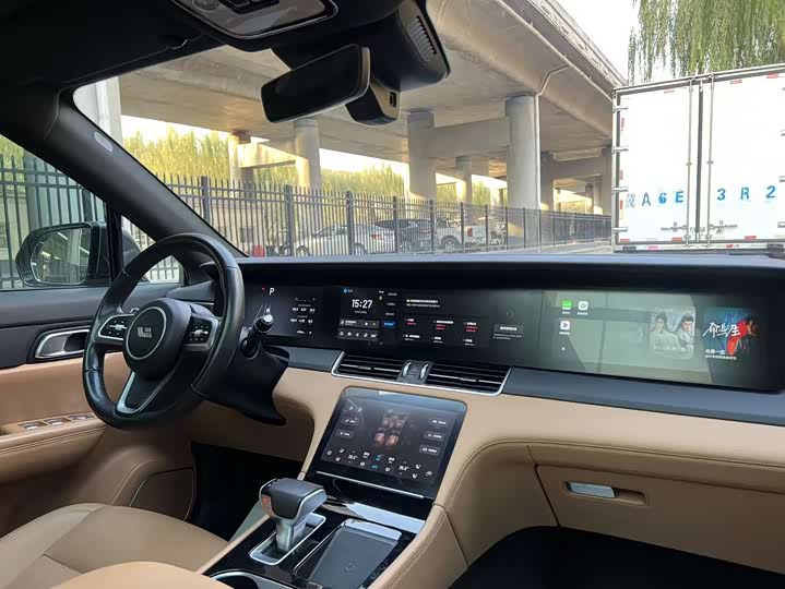 Фото 13 - LiXiang One