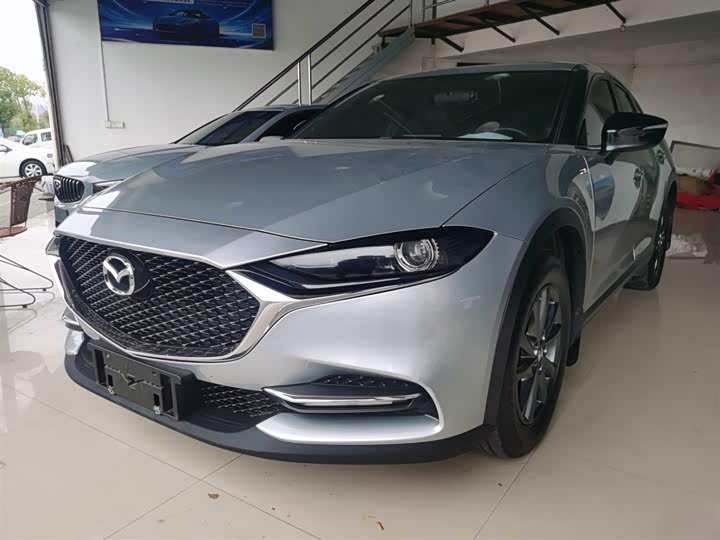 Фото 2 - Mazda CX-4