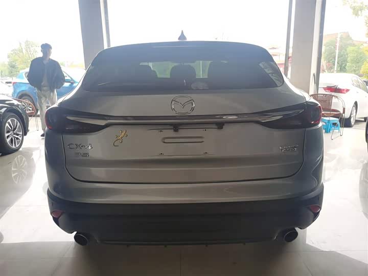 Фото 6 - Mazda CX-4