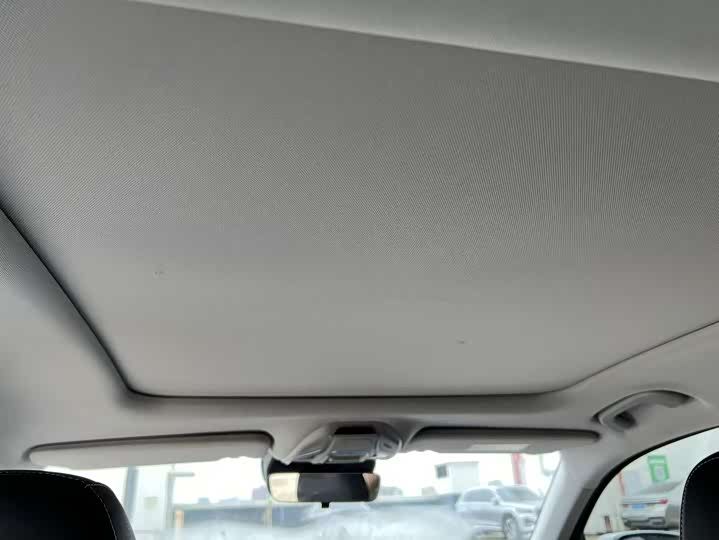 Фото 11 - Geely Preface