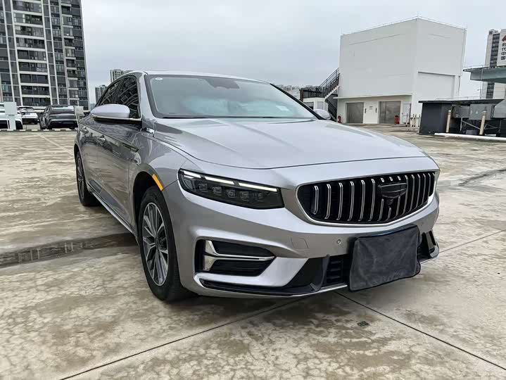 Фото 3 - Geely Preface