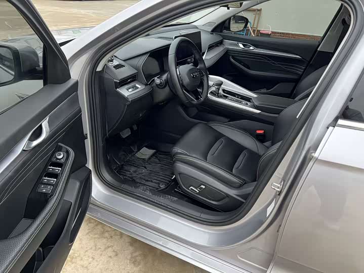 Фото 9 - Geely Preface