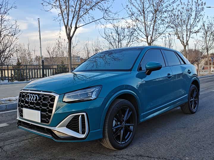 Фото 1 - Audi Q2L