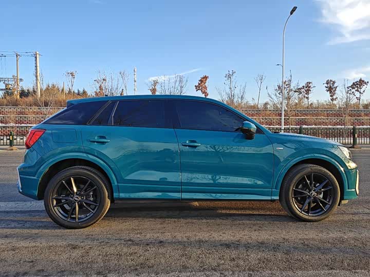 Фото 25 - Audi Q2L