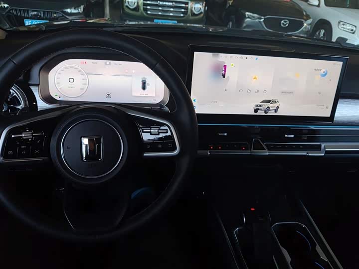 Фото 9 - Tank 400 Hybrid