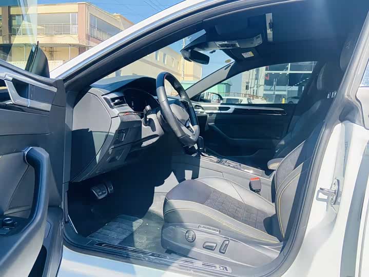 Фото 9 - Volkswagen CC