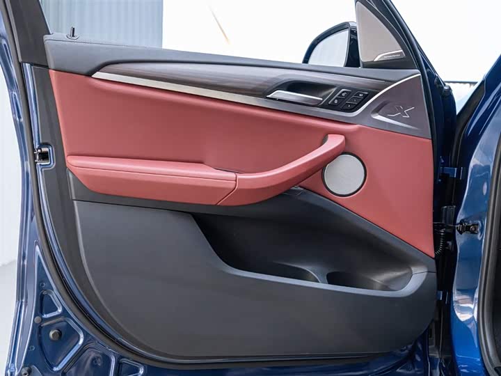 Фото 16 - BMW X3