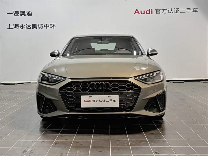 Фото 2 - Audi S4