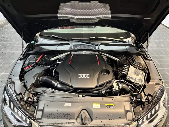 Фото 6 - Audi S4