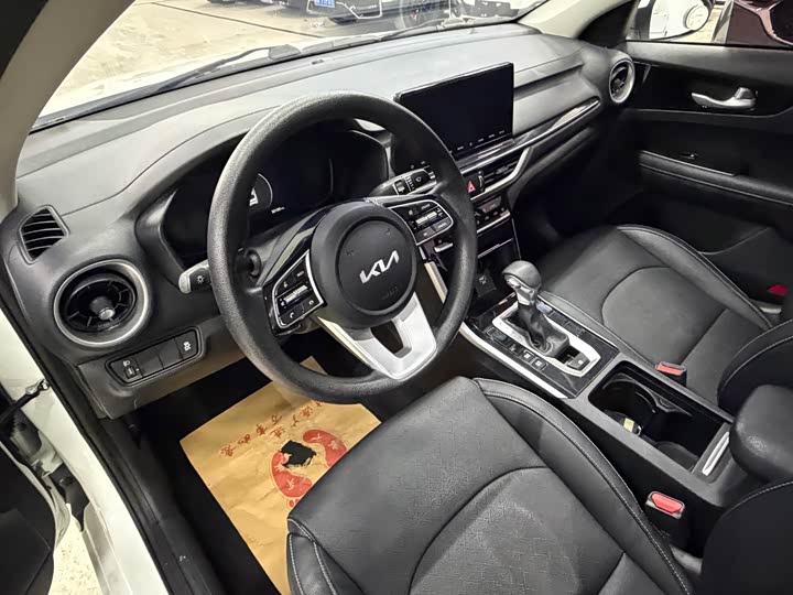 Фото 10 - Kia K3