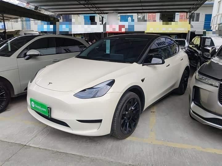 Фото 2 - Tesla Model Y