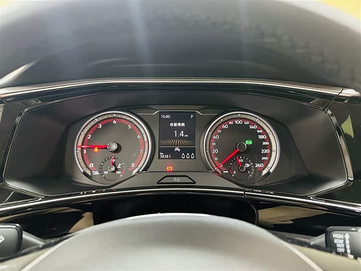 Фото 10 - Volkswagen Tayron