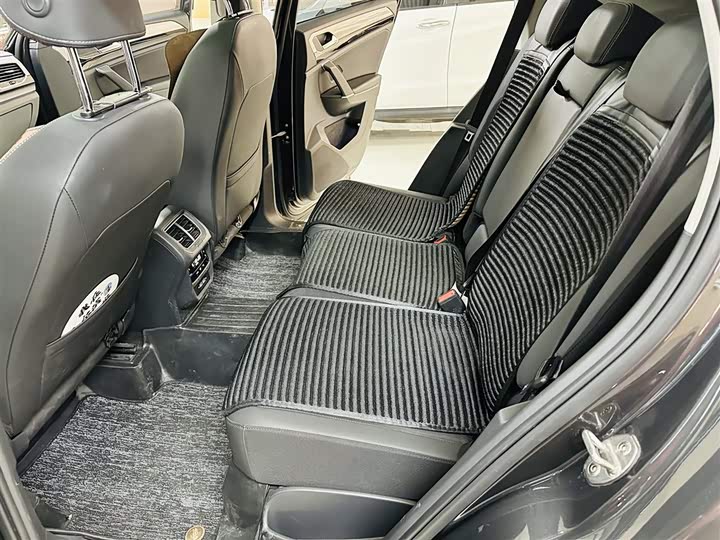 Фото 6 - Volkswagen Tayron