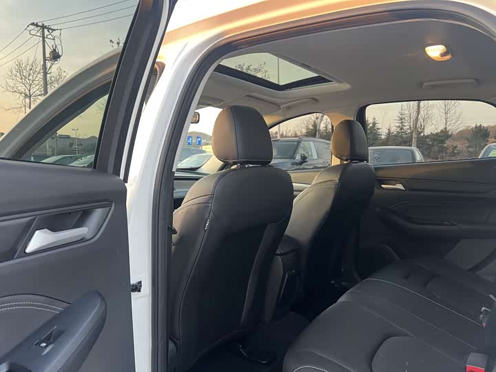 Фото 5 - Ford Escort