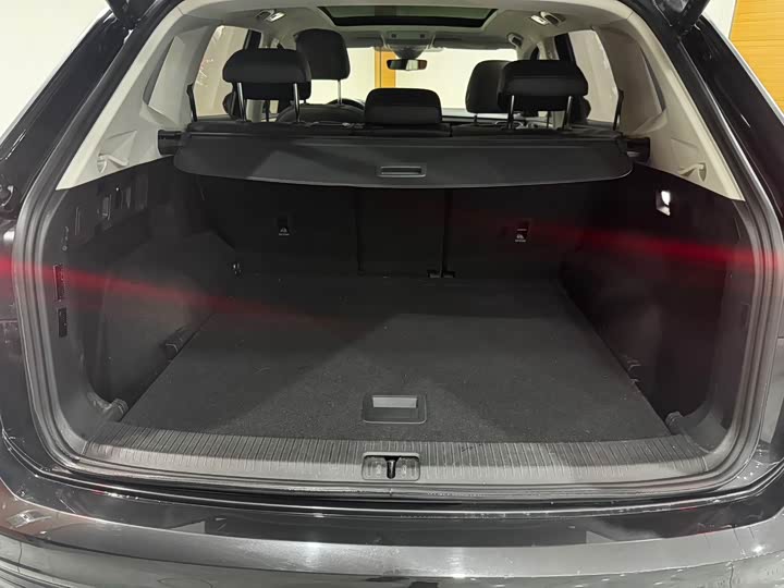 Фото 19 - Volkswagen Tayron