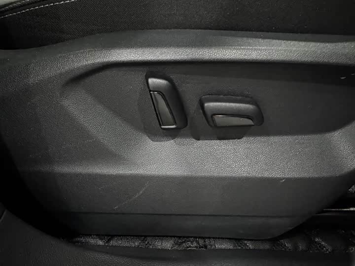 Фото 22 - Volkswagen Tayron