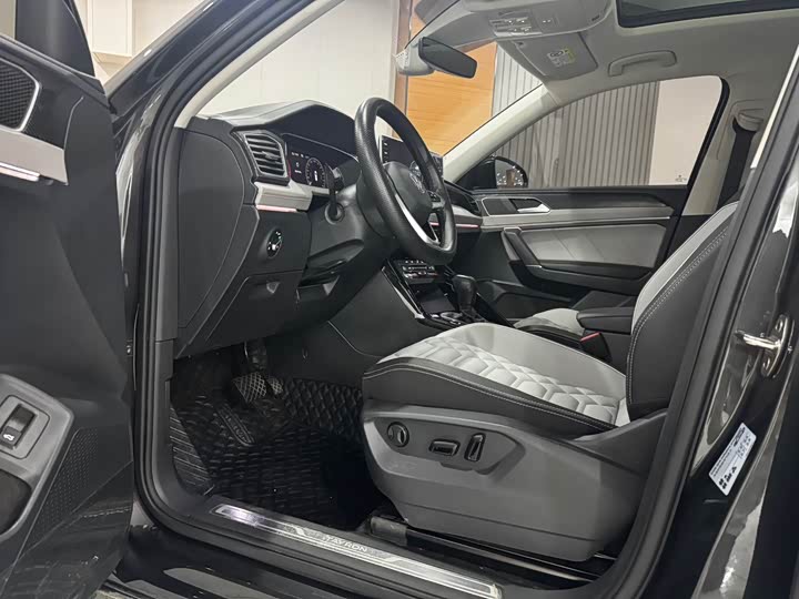 Фото 7 - Volkswagen Tayron