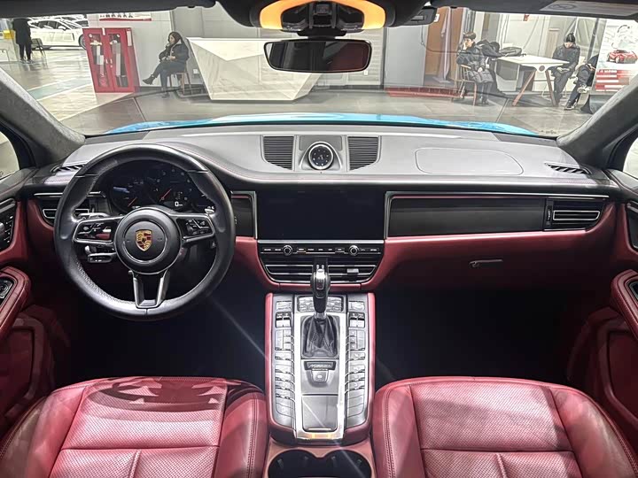 Фото 7 - Porsche Macan