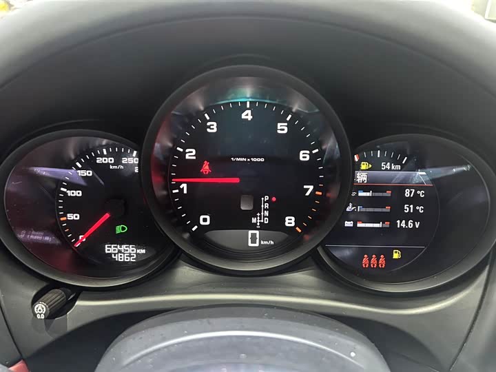 Фото 9 - Porsche Macan