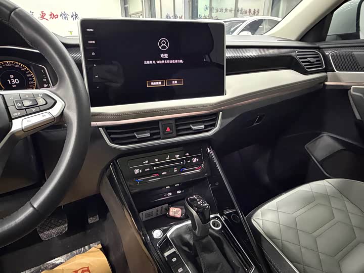 Фото 12 - Volkswagen Tayron