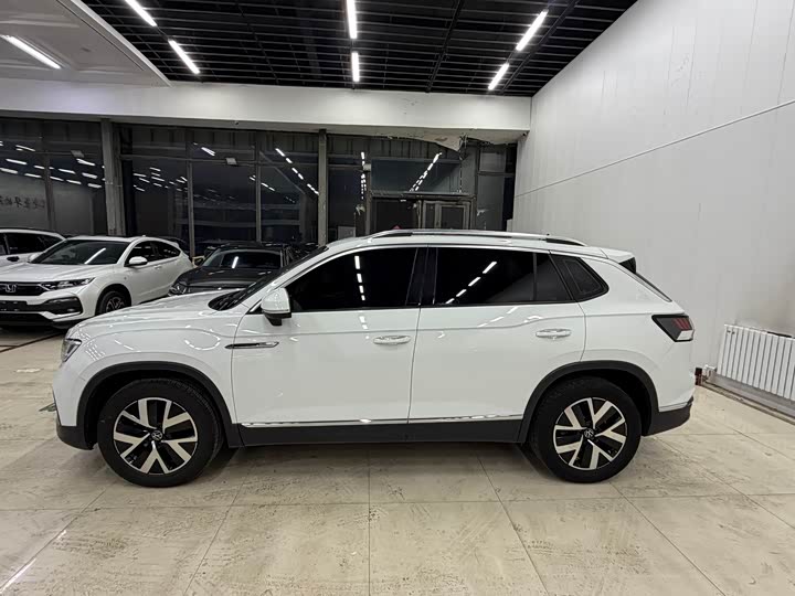 Фото 2 - Volkswagen Tayron