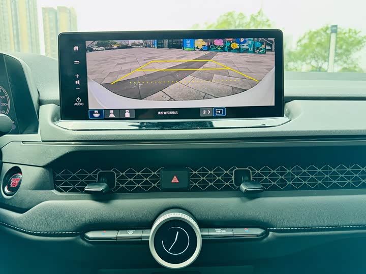 Фото 19 - Honda Accord