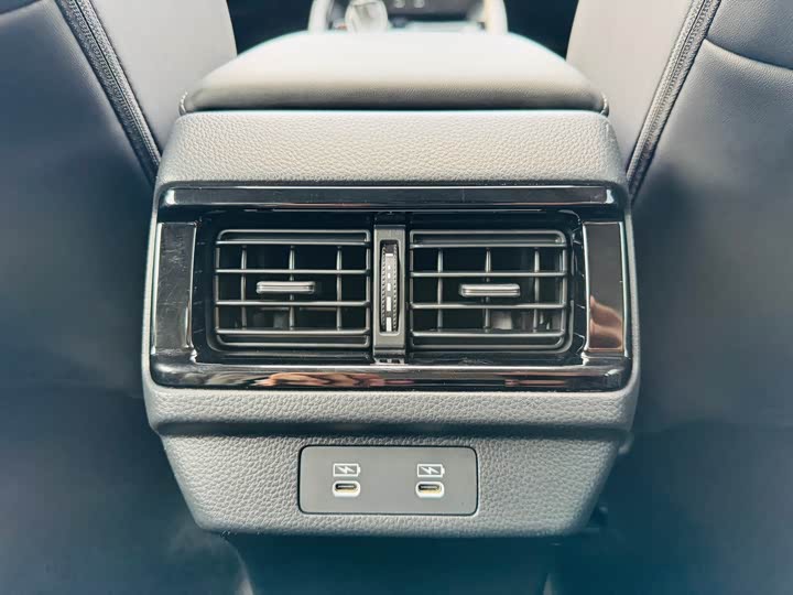 Фото 20 - Honda Accord