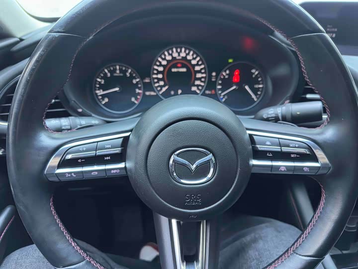 Фото 12 - Mazda 3 (Axela)