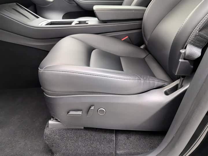 Фото 20 - Tesla Model Y